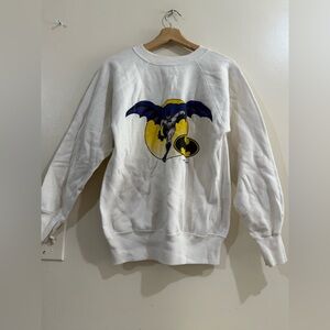 ULTRA SWEATS. Vintage White Crewneck Sweatshirt with Bat Graphic and Yellow